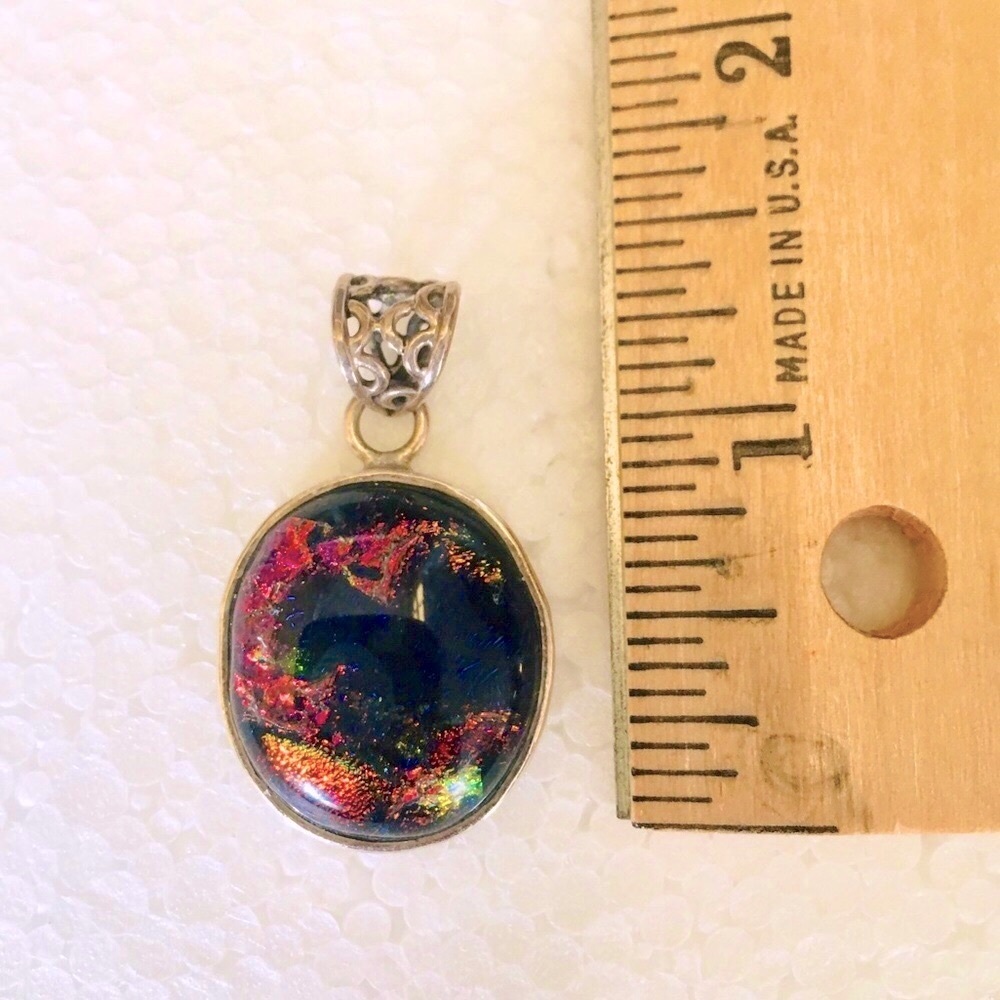 dichroic glass necklace pendant silver setting - Picture 3 of 5